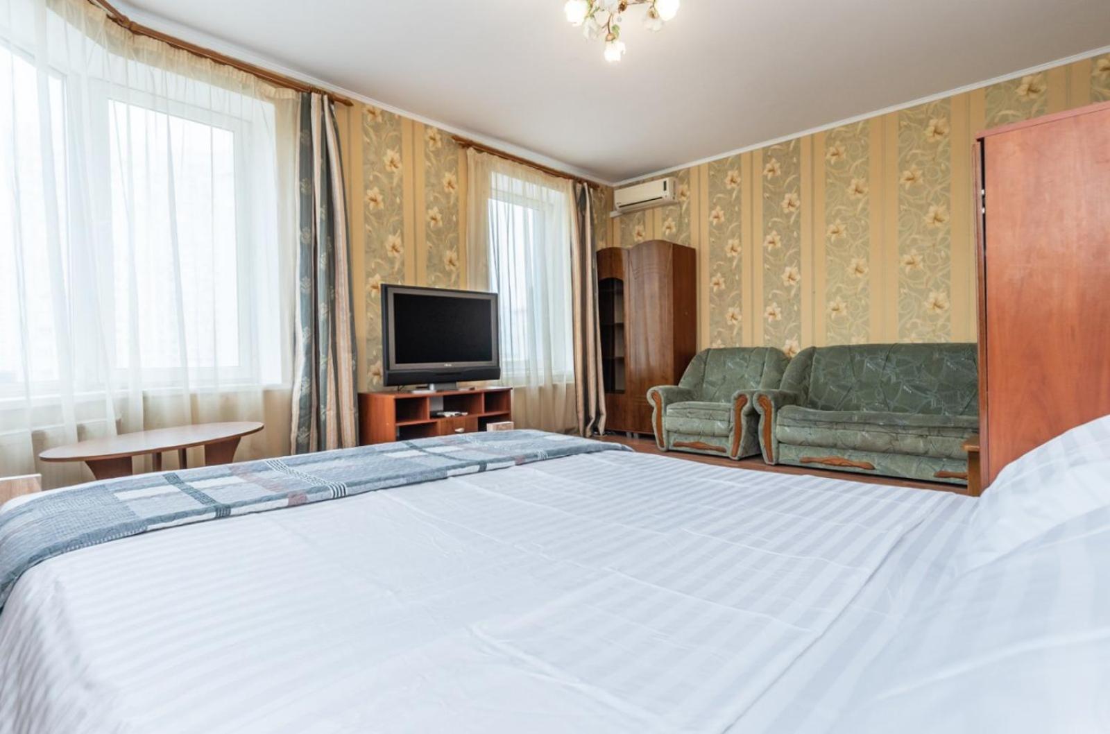 Комфортная Квартира На Метро Осокорки Kiev Esterno foto